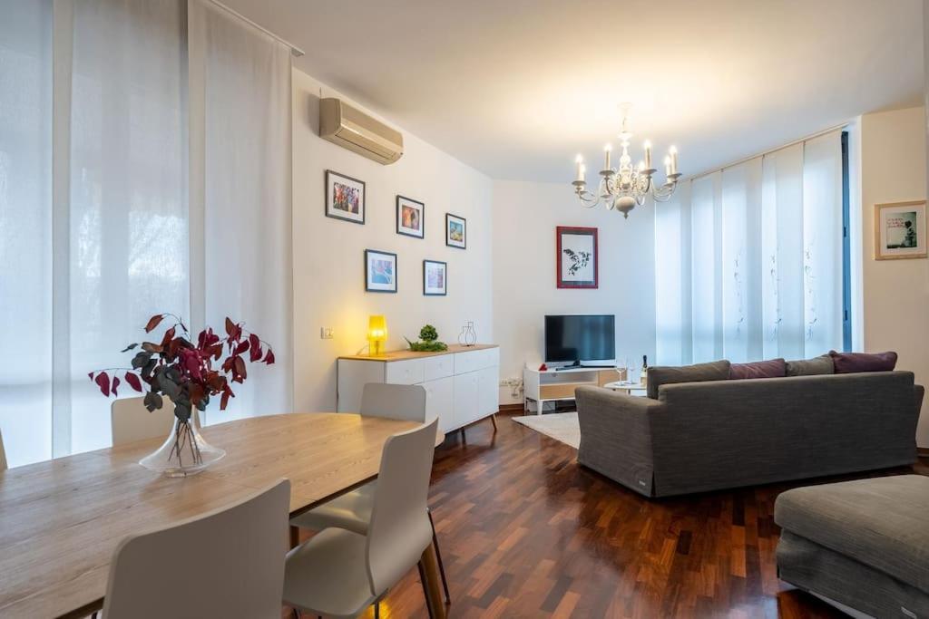 Duomo-PortaromanaXxl Home Terrace & Free Parking Milano Esterno foto